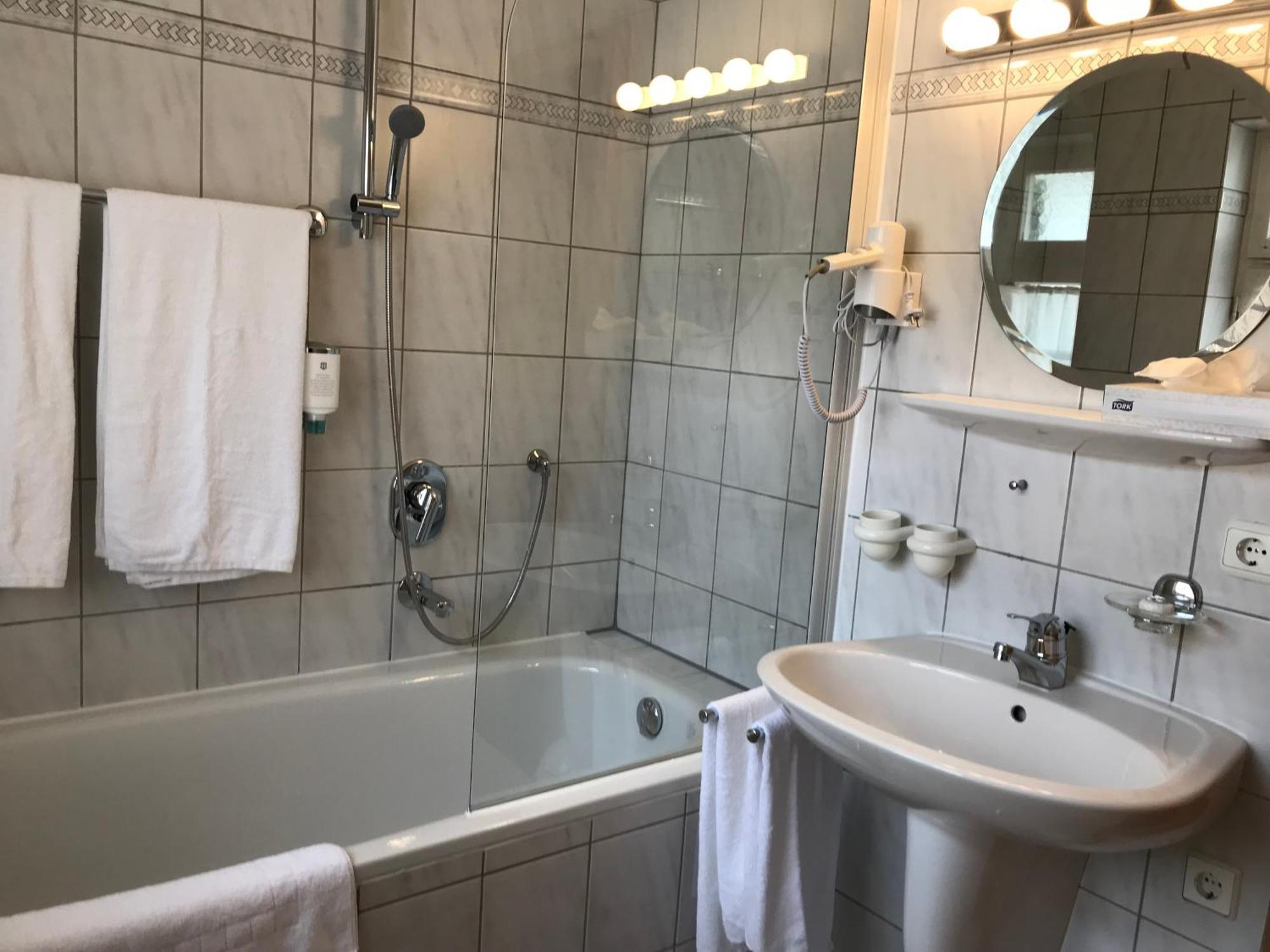 Hotel Hohe Schule Bad Überkingen Quarto foto