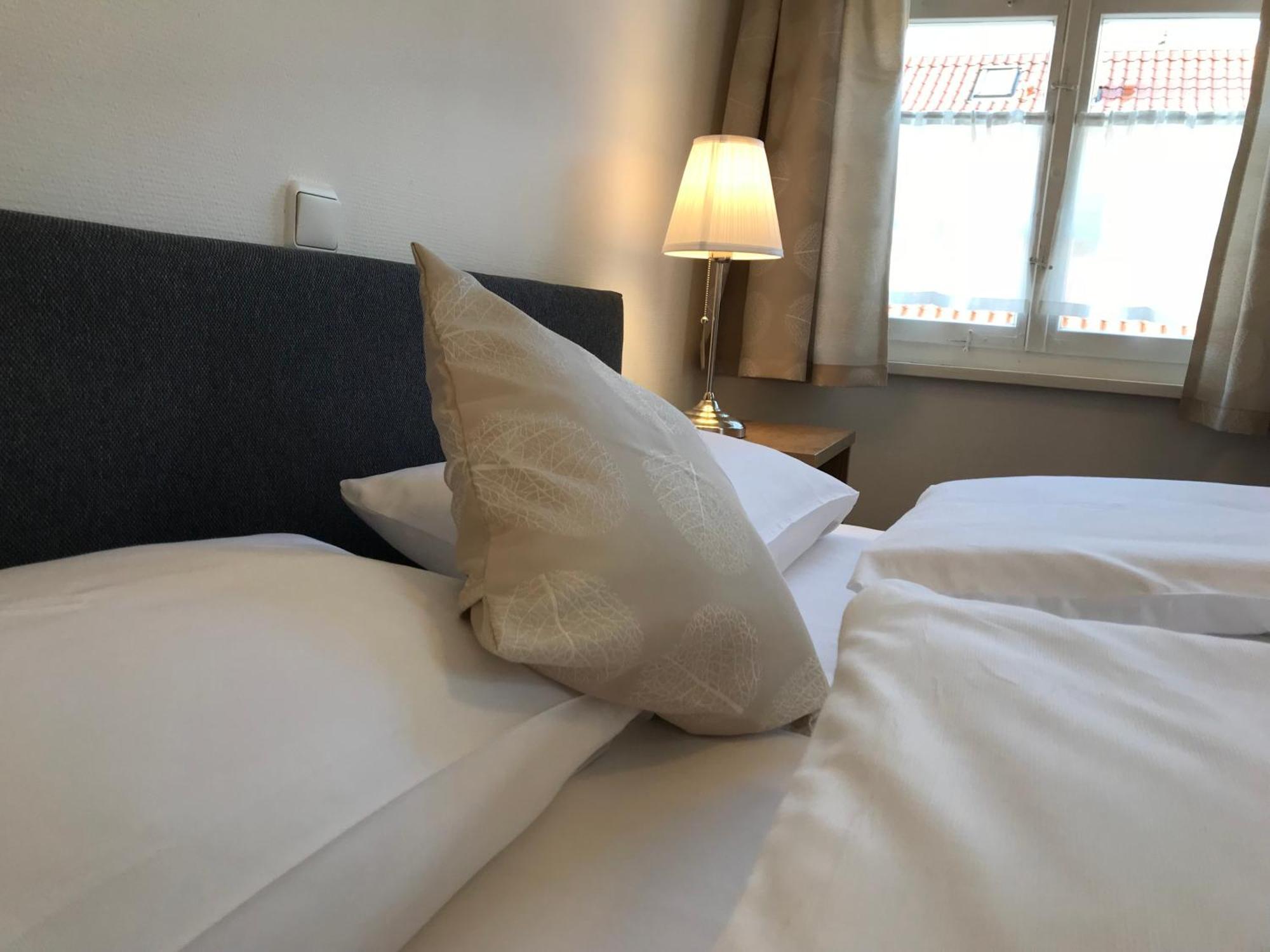 Hotel Hohe Schule Bad Überkingen Quarto foto