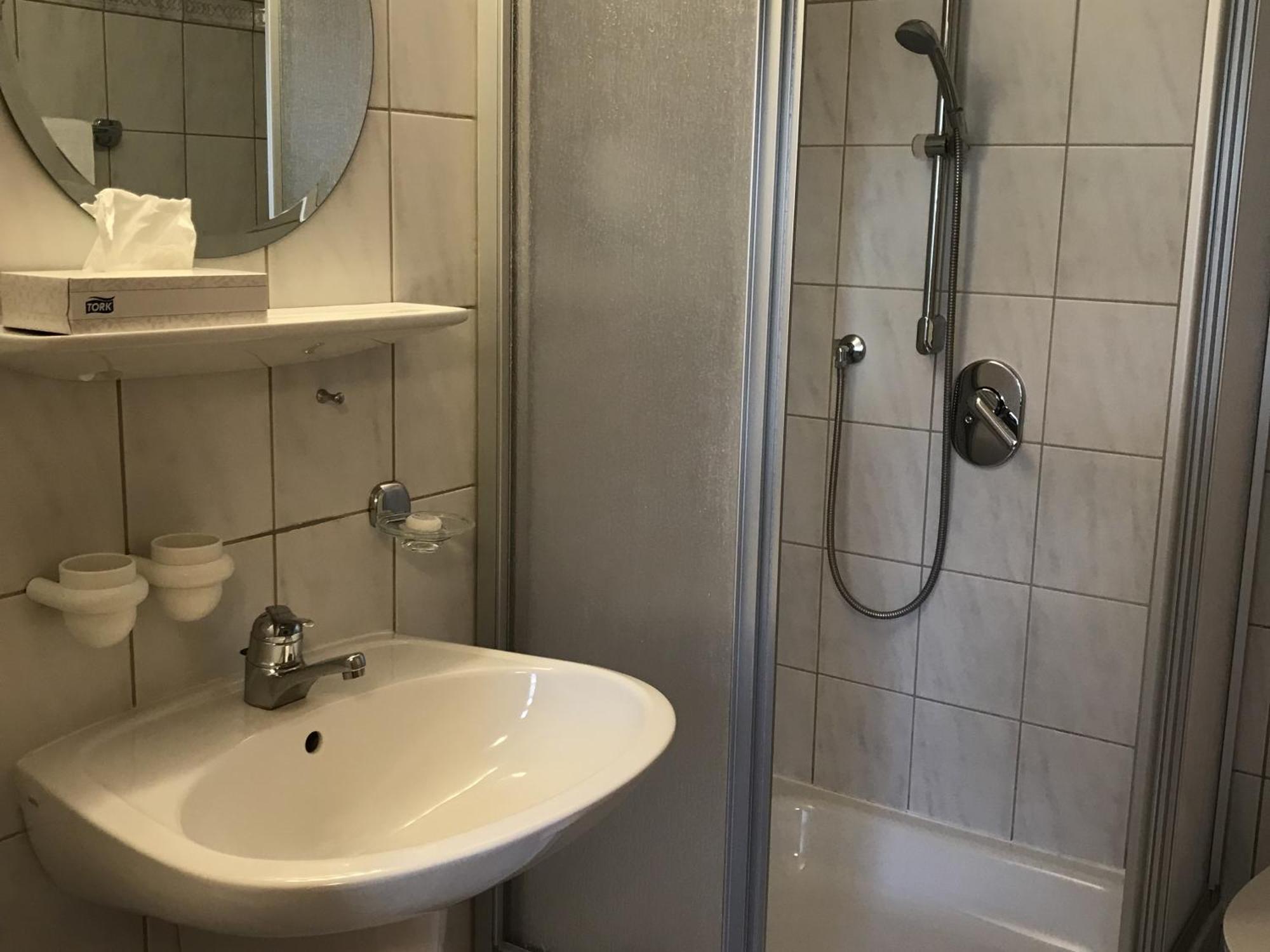 Hotel Hohe Schule Bad Überkingen Quarto foto